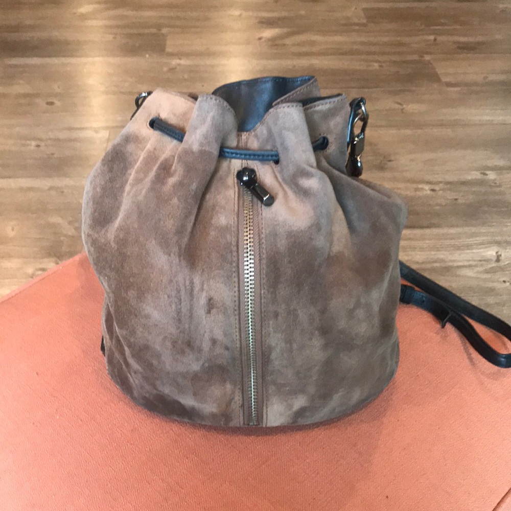Elizabeth & James Cynnie Bucket Bag